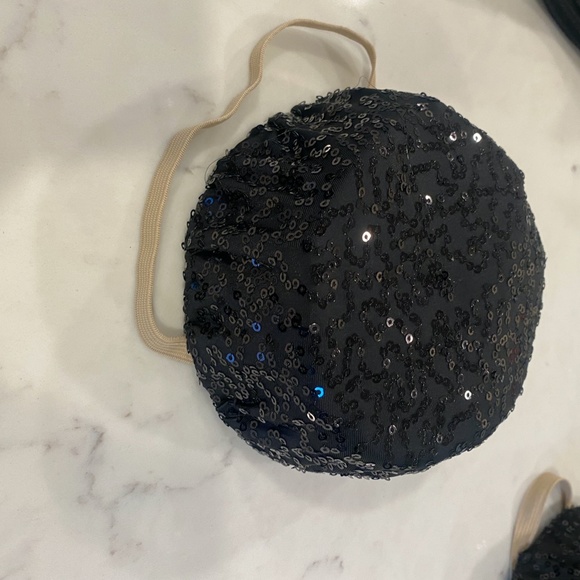 Assorted Costume Hair Accessories - Picture 9 of 11